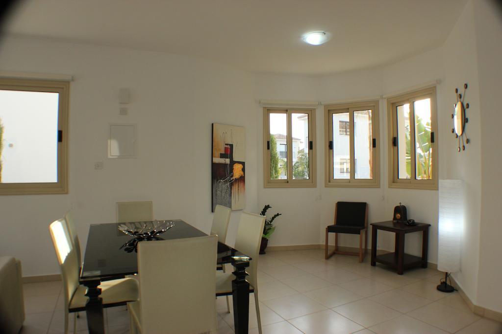 Palm Tree Villas Протарас Экстерьер фото