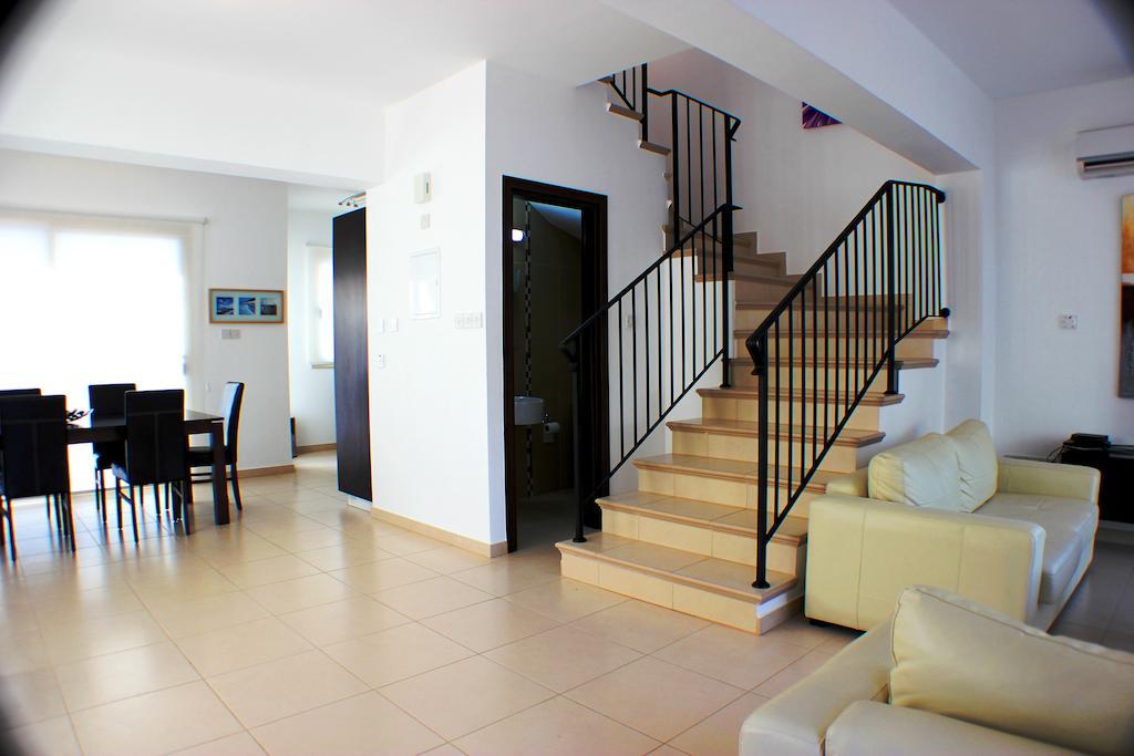 Palm Tree Villas Протарас Экстерьер фото